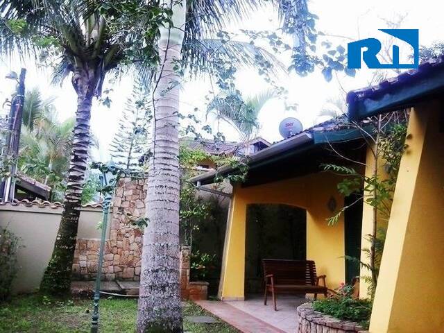 Casa para Venda em Caraguatatuba - 2