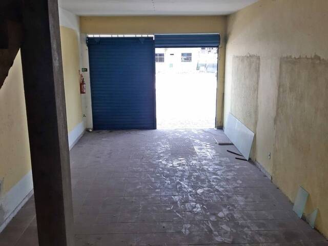 #1147 - Loja para Locação em Caraguatatuba - SP