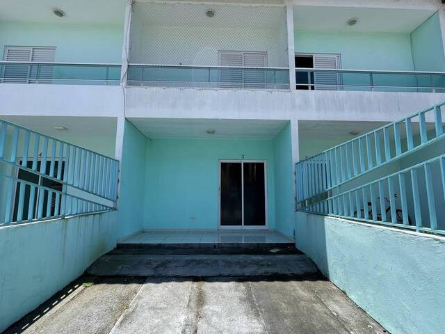 Casa para Venda em Caraguatatuba - 2