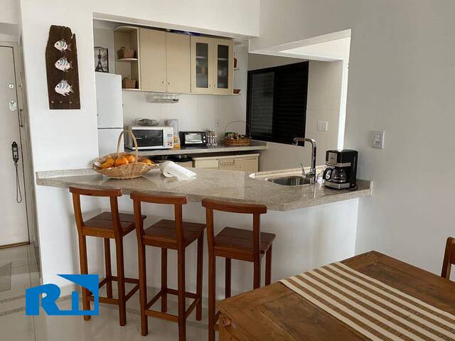 Apartamento para Venda em Caraguatatuba - 2