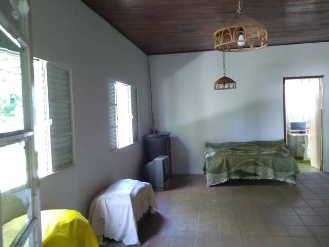 Casa para Venda em Caraguatatuba - 2