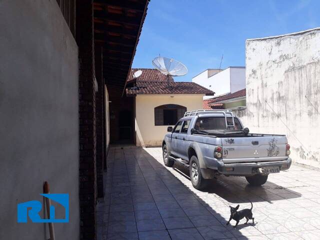 Casa para Venda em Caraguatatuba - 4