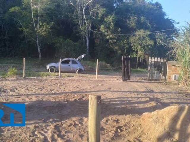 Terreno para Venda em Caraguatatuba - 2