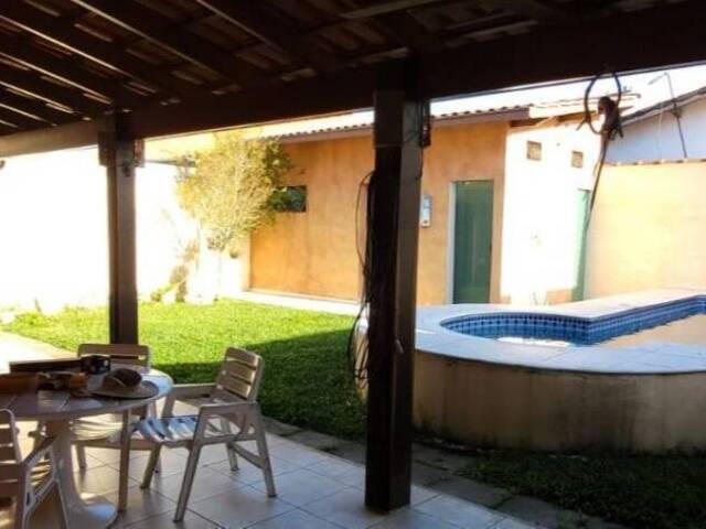 Casa para Venda em Caraguatatuba - 3