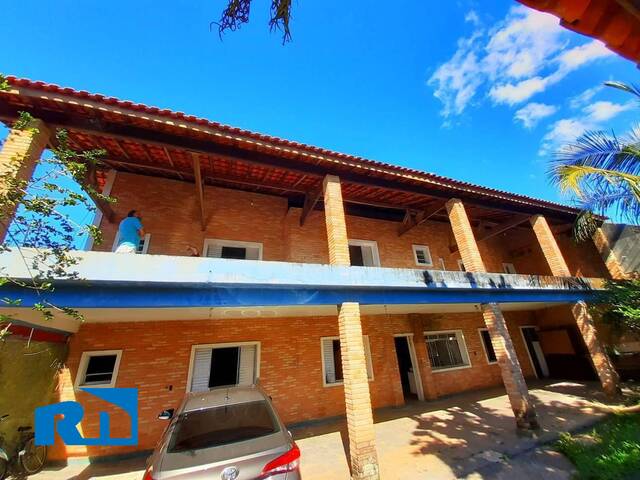 Casa para Venda em Caraguatatuba - 2