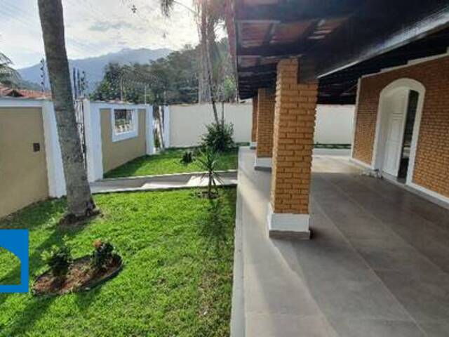 Casa para Venda em Caraguatatuba - 3