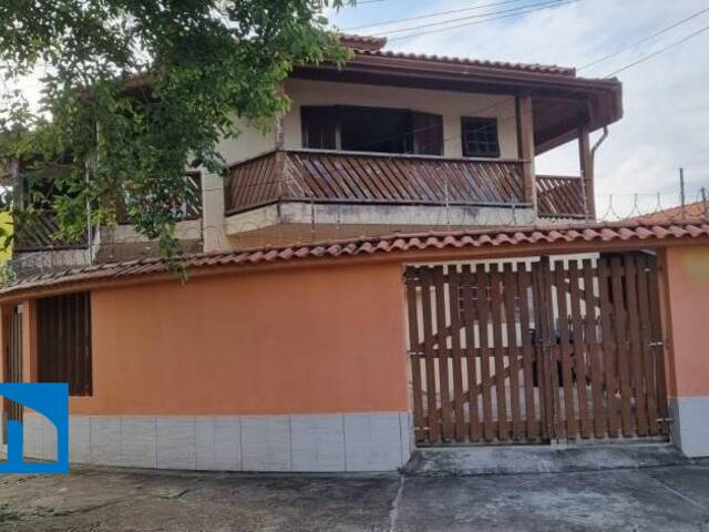 Casa para Venda em Caraguatatuba - 2