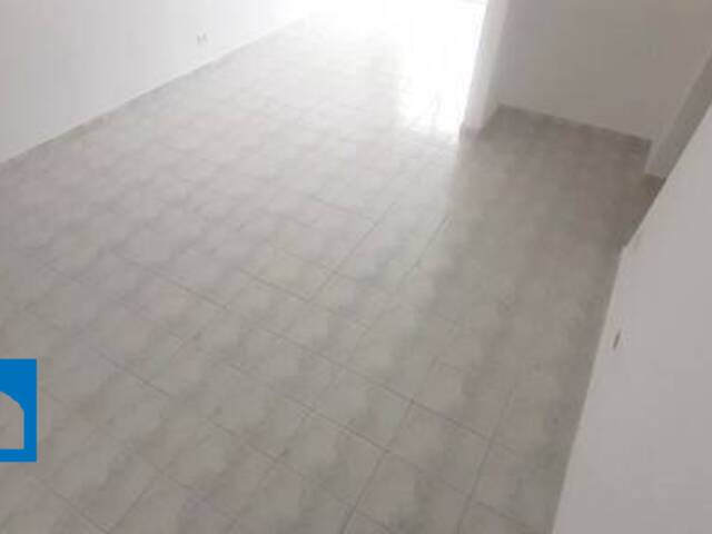 Apartamento para Venda em Caraguatatuba - 4