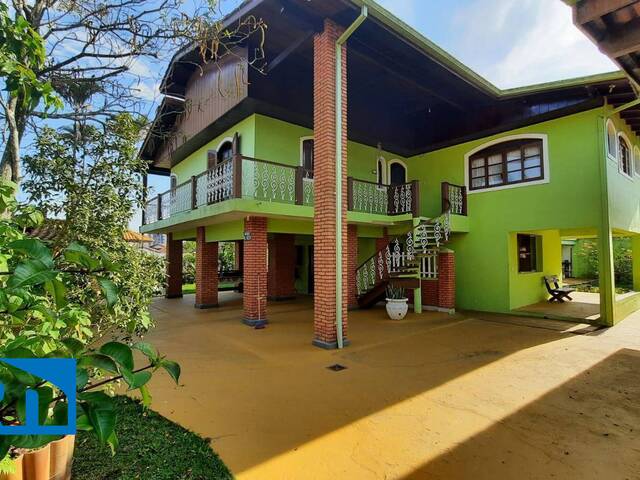 Casa para Venda em Caraguatatuba - 2