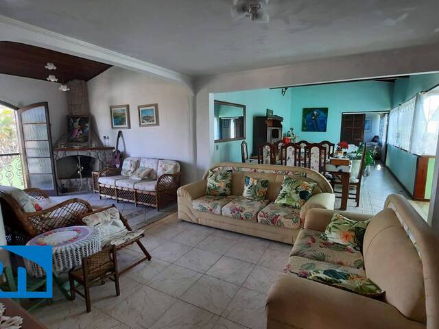 Casa para Venda em Caraguatatuba - 3