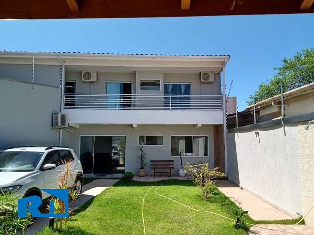 Casa para Venda em Caraguatatuba - 4
