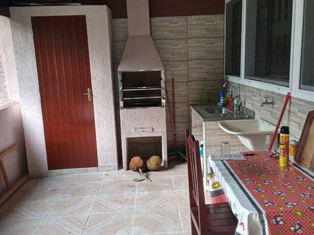 Casa para Venda em Caraguatatuba - 5