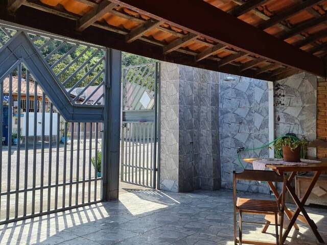 Casa para Venda em Caraguatatuba - 3