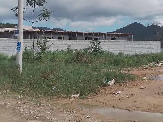 #2516 - Terreno para Venda em Caraguatatuba - SP