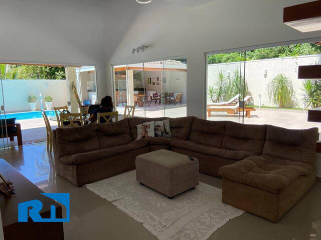 Casa para Venda em Caraguatatuba - 4