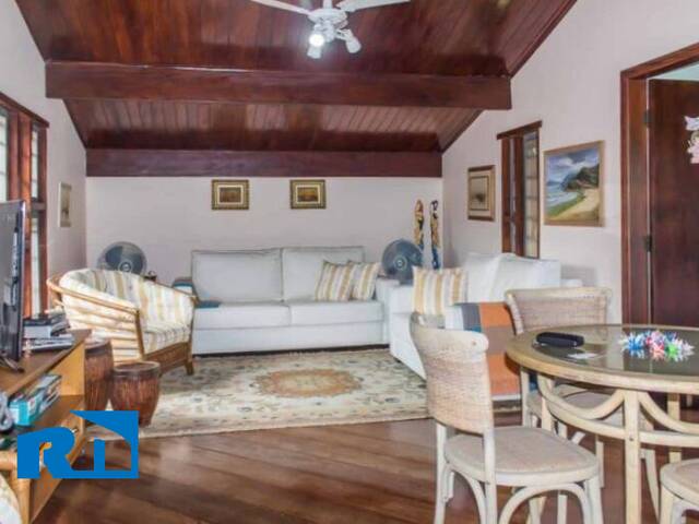 Casa para Venda em Caraguatatuba - 4