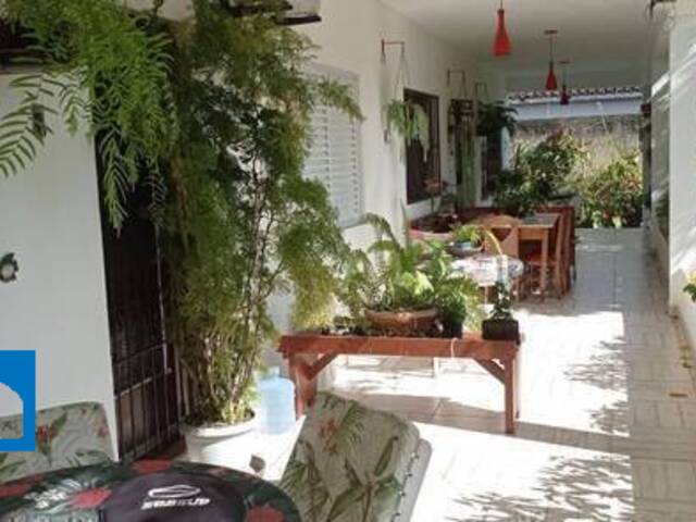 Casa para Venda em Caraguatatuba - 2