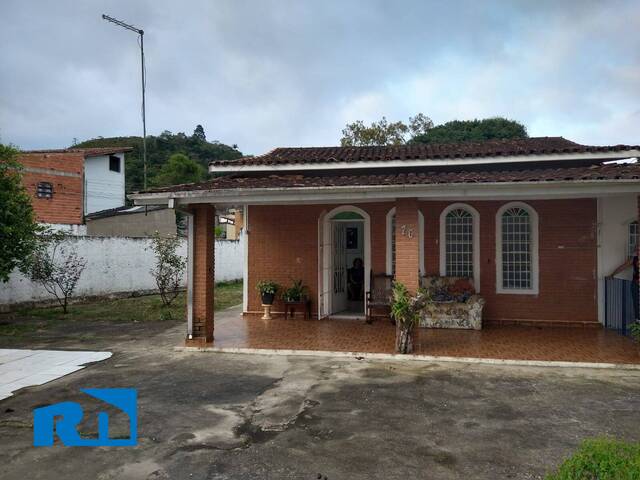 #2592 - Casa para Venda em Caraguatatuba - SP