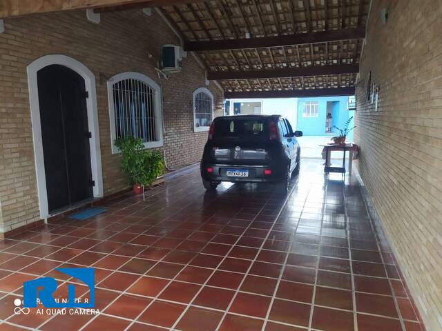 Casa para Venda em Caraguatatuba - 4