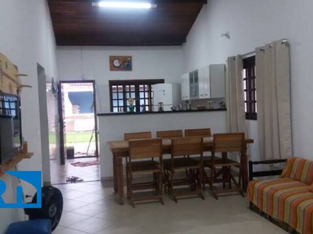Casa para Venda em Caraguatatuba - 3