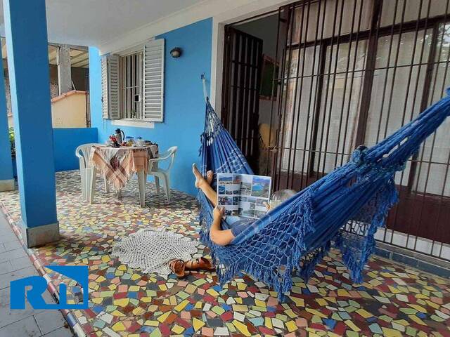 Casa para Venda em Caraguatatuba - 2