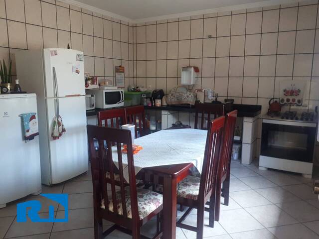 Casa para Venda em Caraguatatuba - 4