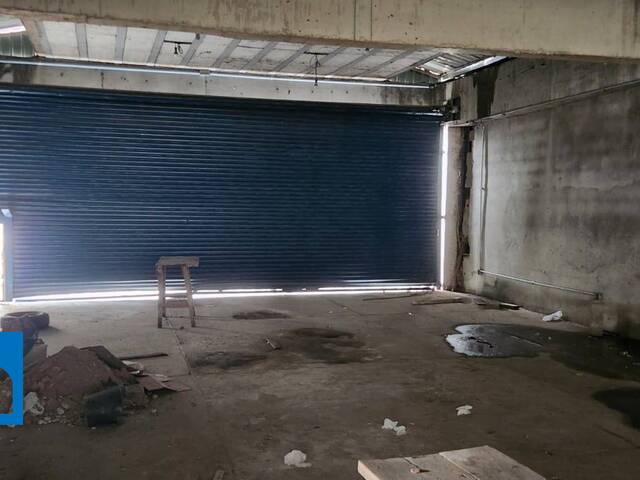 Prédio comercial para Venda em Caraguatatuba - 2