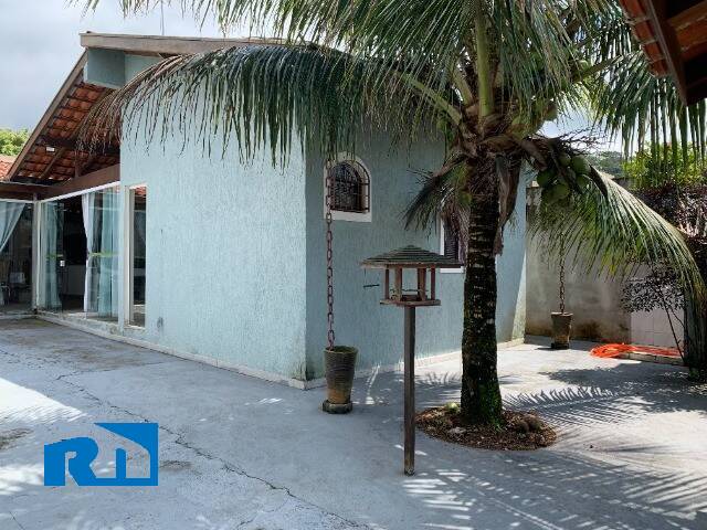 Casa para Venda em Caraguatatuba - 2