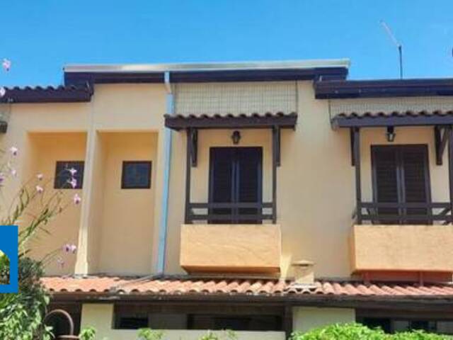 Casa para Venda em Caraguatatuba - 2