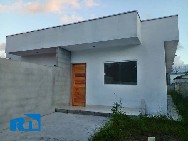 Casa para Venda em Caraguatatuba - 4