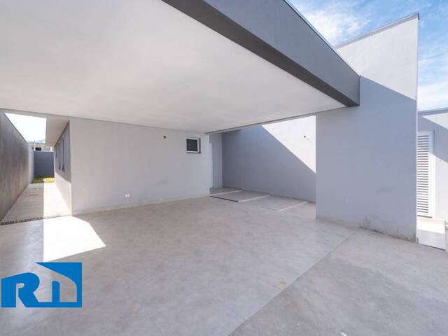 Casa para Venda em Caraguatatuba - 4