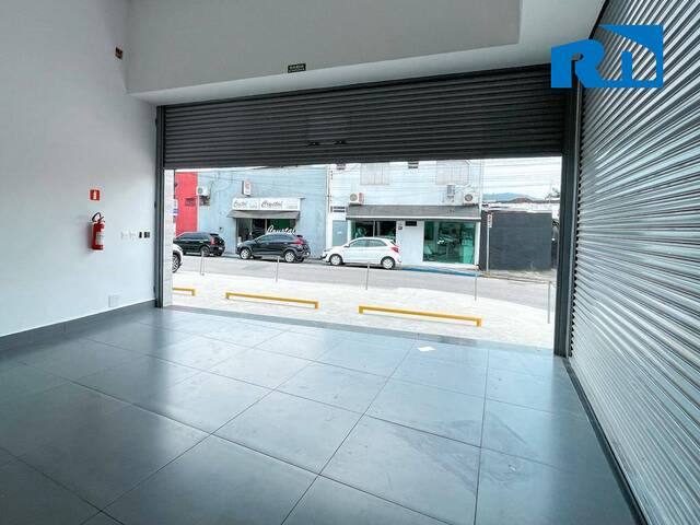 #3053 - Ponto Comercial para Locação em Caraguatatuba - SP
