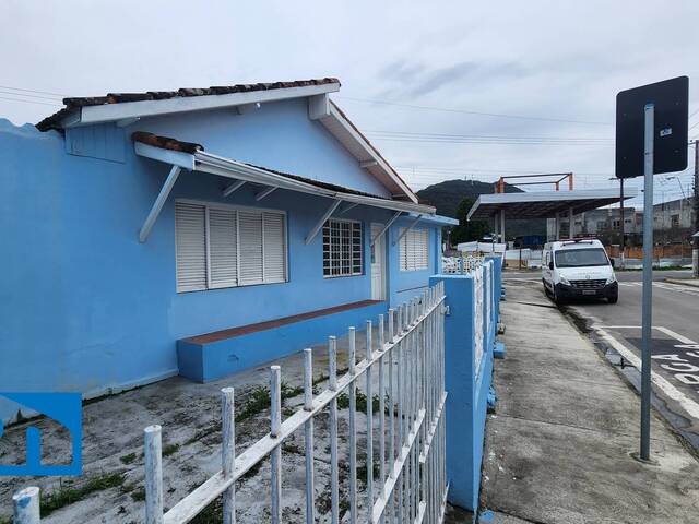 Casa para Venda em Caraguatatuba - 4