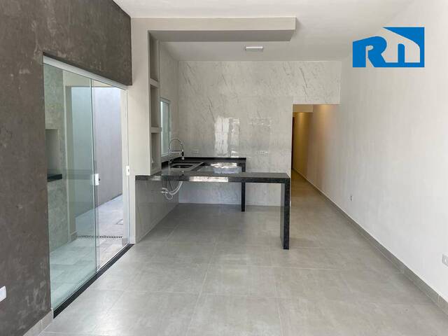 Casa para Venda em Caraguatatuba - 5