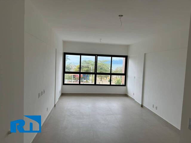 Apartamento para Venda em Caraguatatuba - 5