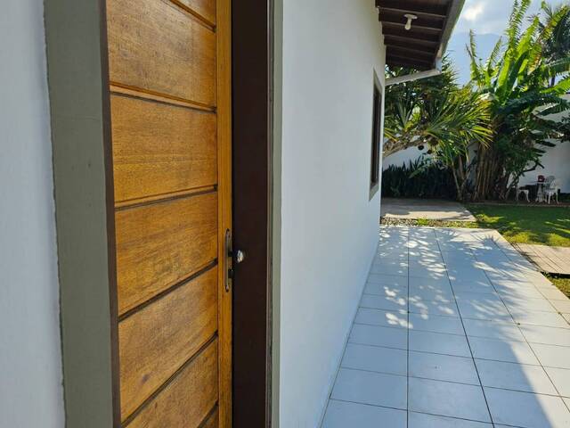 Casa para Venda em Caraguatatuba - 4
