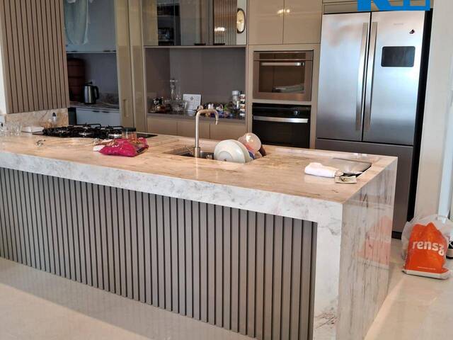 Apartamento para Venda em Caraguatatuba - 5