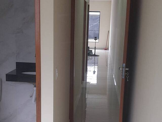 Casa para Venda em Caraguatatuba - 4
