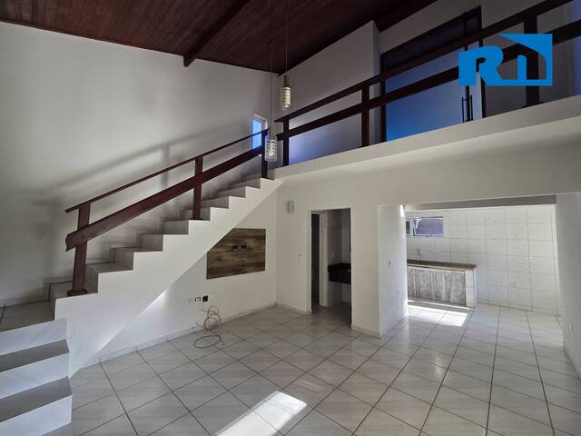 Casa para Venda em Caraguatatuba - 3