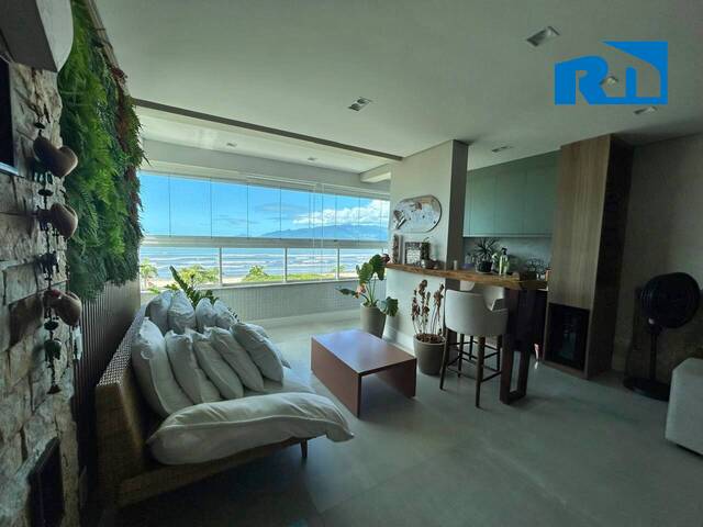 Apartamento para Venda em Caraguatatuba - 2