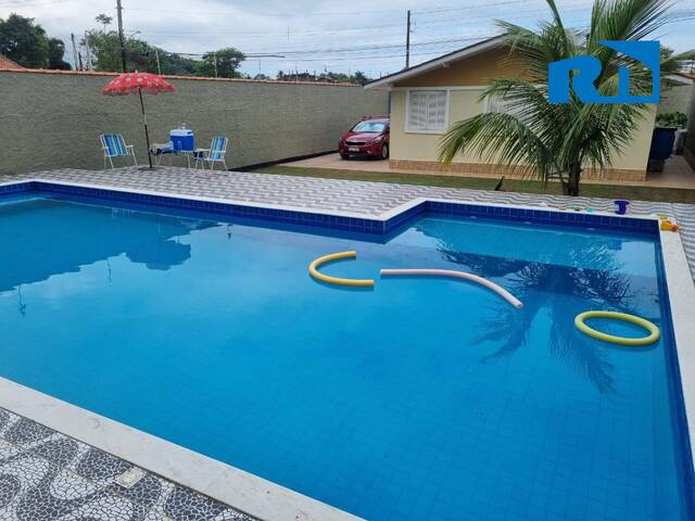 Casa para Venda em Caraguatatuba - 2