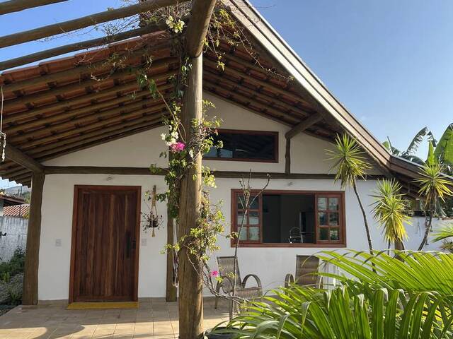 #3332 - Casa para Venda em Caraguatatuba - SP