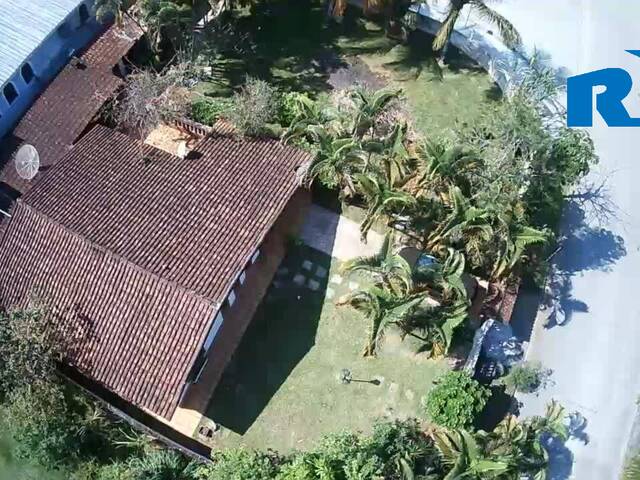 #3338 - Casa para Venda em Caraguatatuba - SP