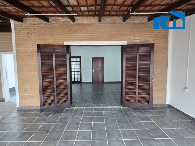 Casa para Locação em Caraguatatuba - 2