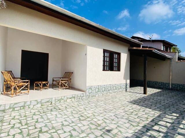 Casa para Venda em Caraguatatuba - 3