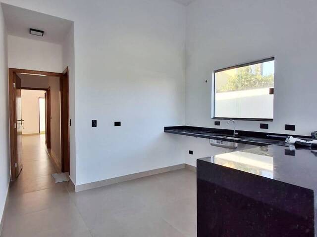 #3345 - Casa para Venda em Caraguatatuba - SP