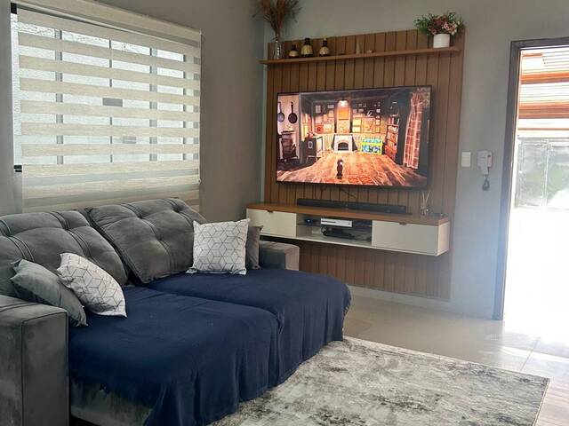 #3348 - Casa para Venda em Caraguatatuba - SP
