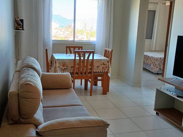 Apartamento para Venda em Caraguatatuba - 2