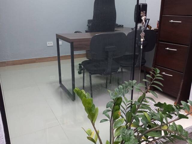 #3366 - Sala para Locação em Caraguatatuba - SP