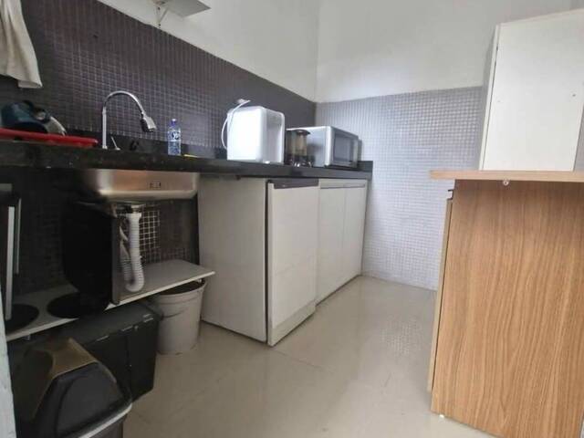 #3366 - Sala para Locação em Caraguatatuba - SP